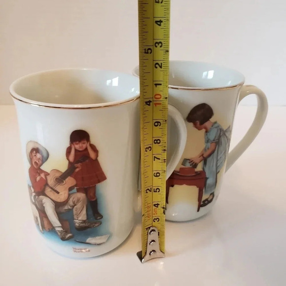 Vintage Norman Rockwell set of  2 Coffee Cups. - Picture 12 of 12